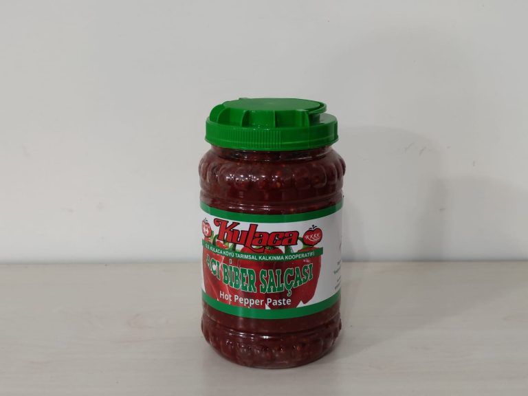 Acı Biber Salçası
